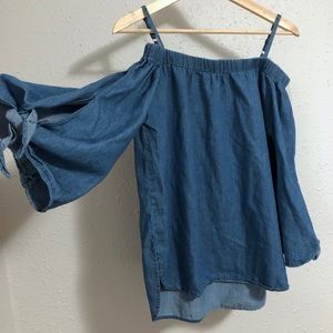 💙 Off-shoulder Denim Top